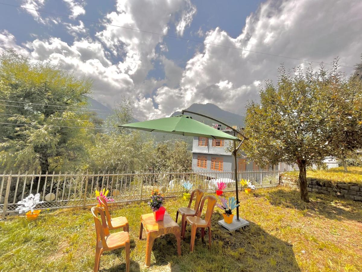 Sana Luxury Cottage, Manali Exteriör bild
