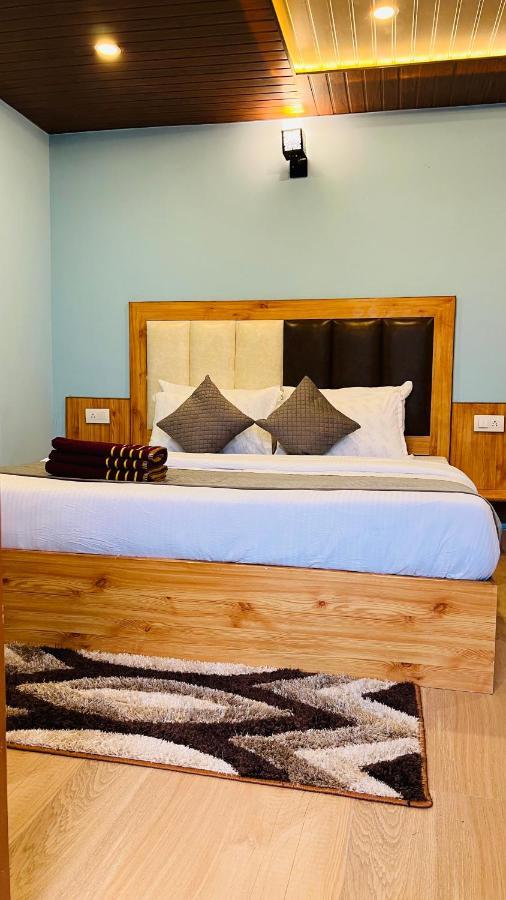 Sana Luxury Cottage, Manali Exteriör bild
