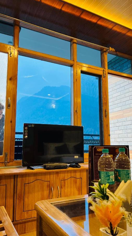 Sana Luxury Cottage, Manali Exteriör bild