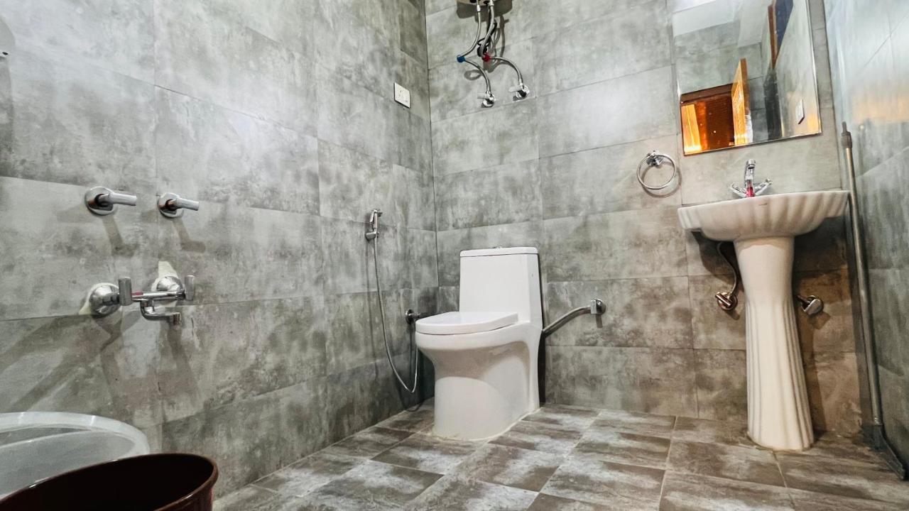 Sana Luxury Cottage, Manali Exteriör bild